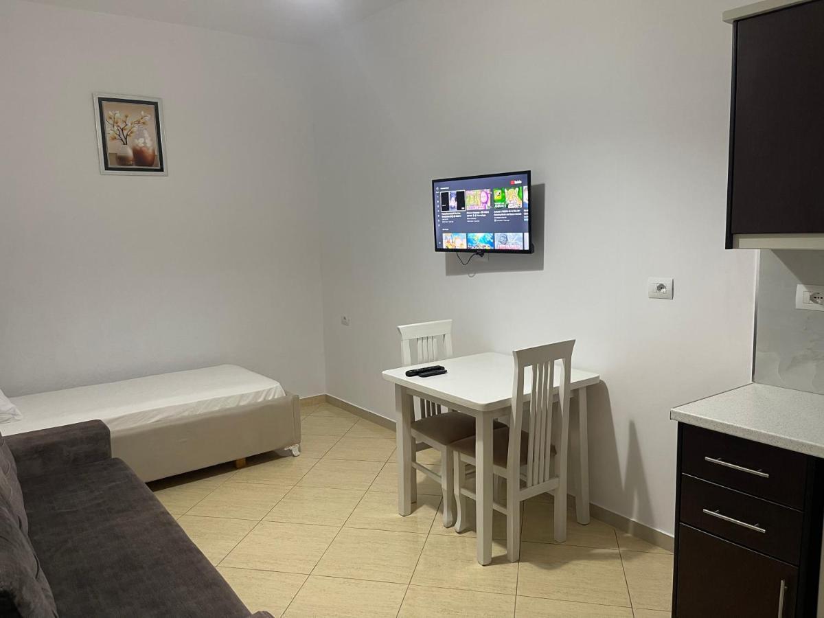 Olive Nest Apartment Sarande Exterior photo